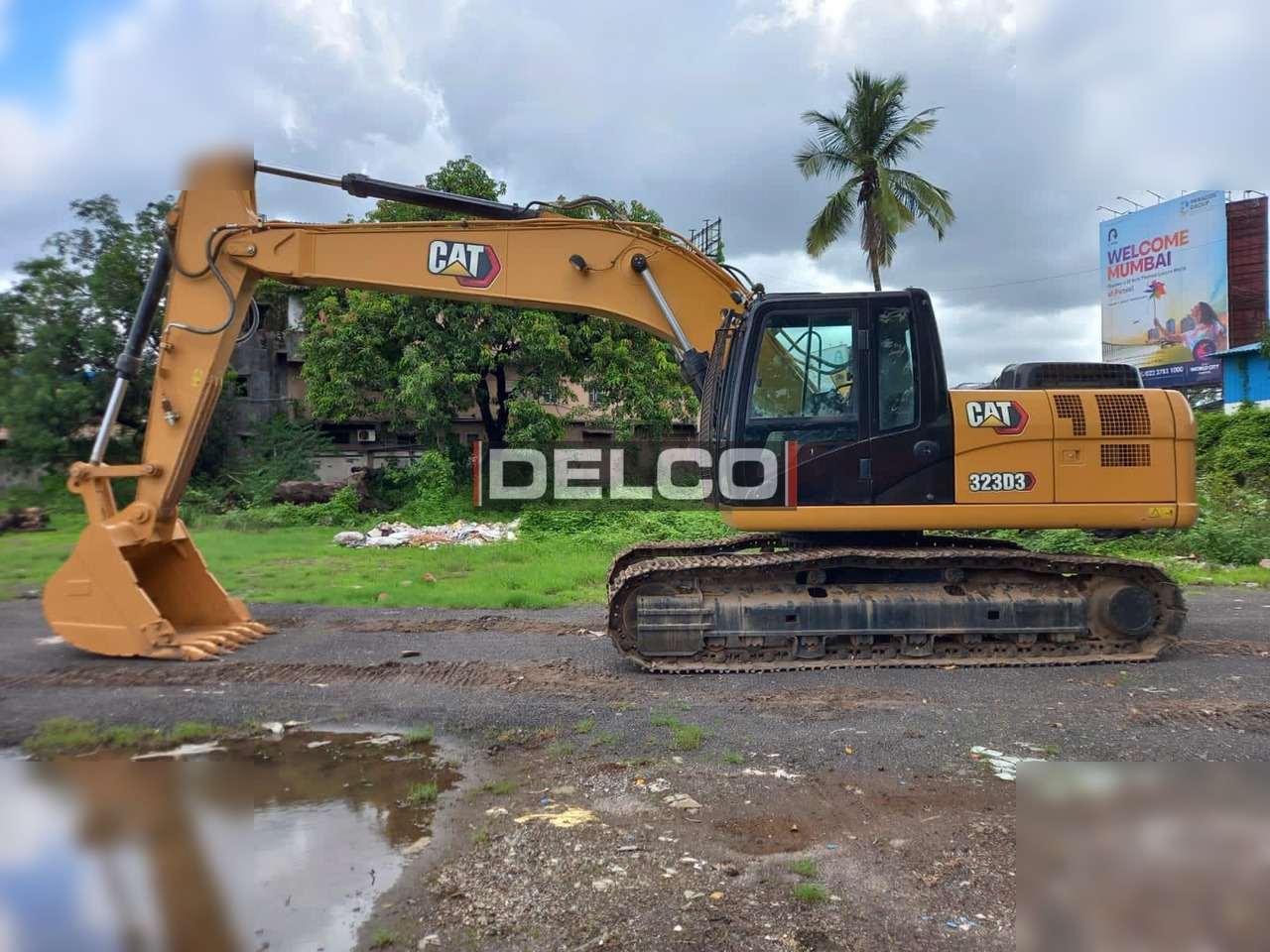 CATERPILLAR 323D3 - Crawler excavator: picture 1 CATERPILLAR 323D3 - Crawler excavator: picture 1