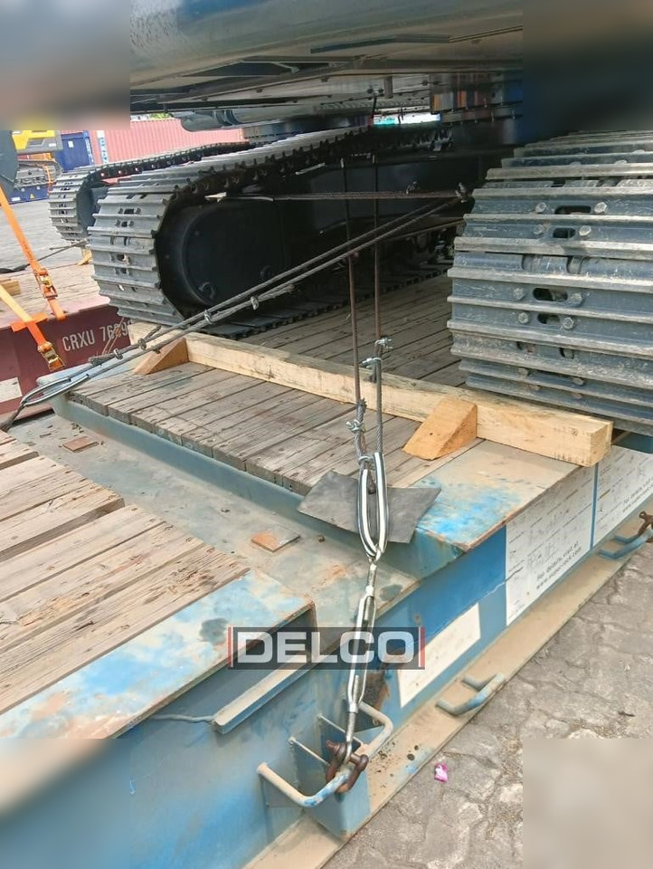 New Crawler excavator HYUNDAI ROBEX 210: picture 19