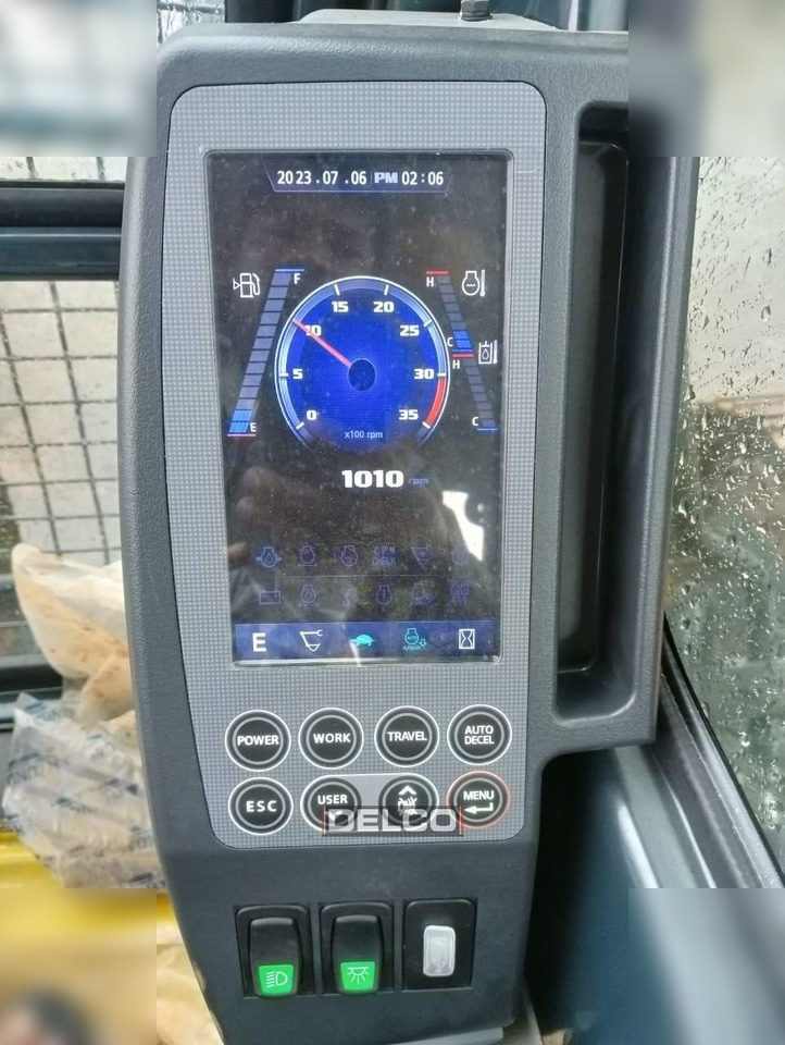 New Crawler excavator HYUNDAI ROBEX 215L SMART PLUS: picture 9
