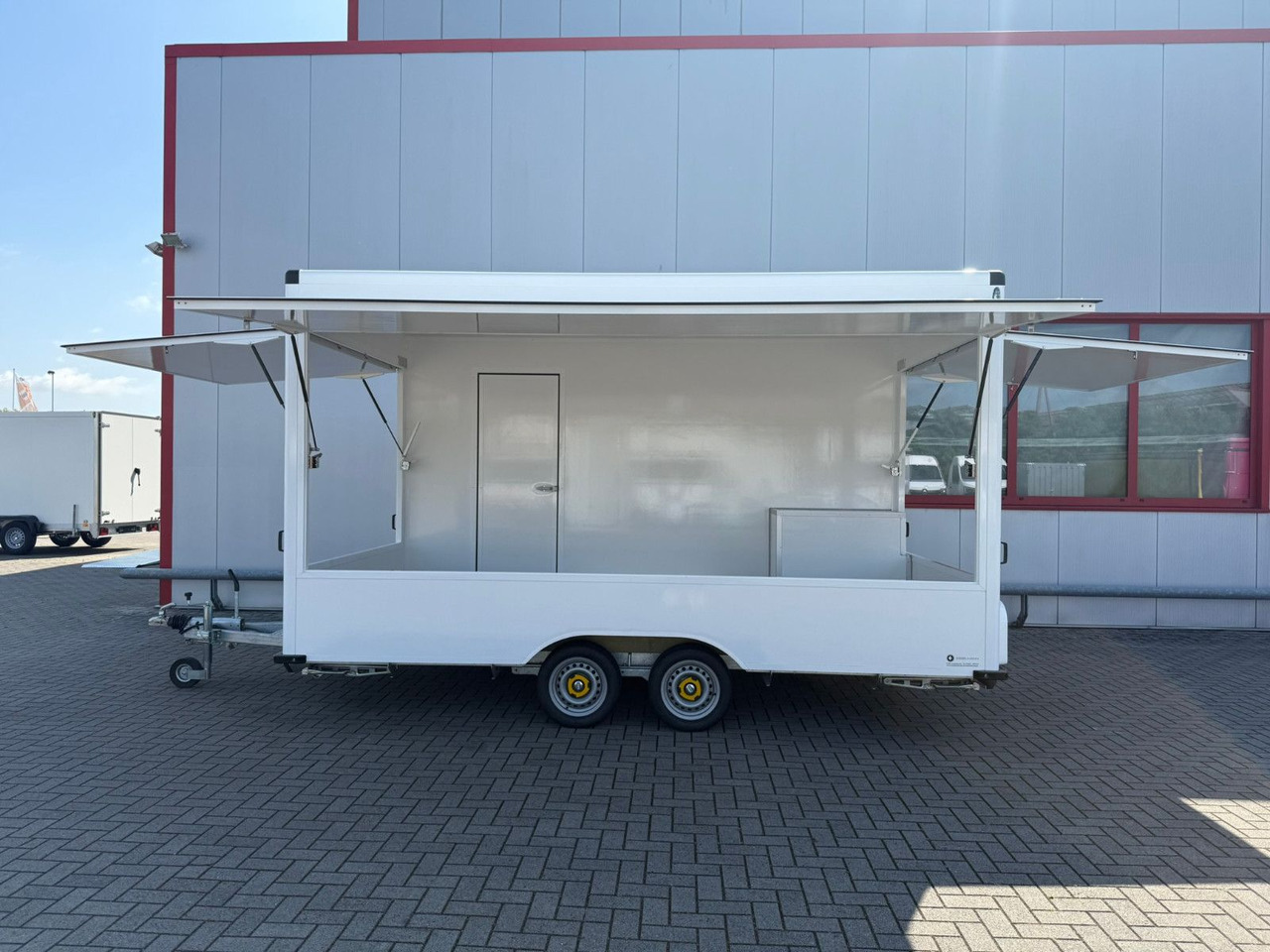 Esselmann Karello 4.2i ESSELMANN - Vending trailer: picture 1 Esselmann Karello 4.2i ESSELMANN - Vending trailer: picture 1