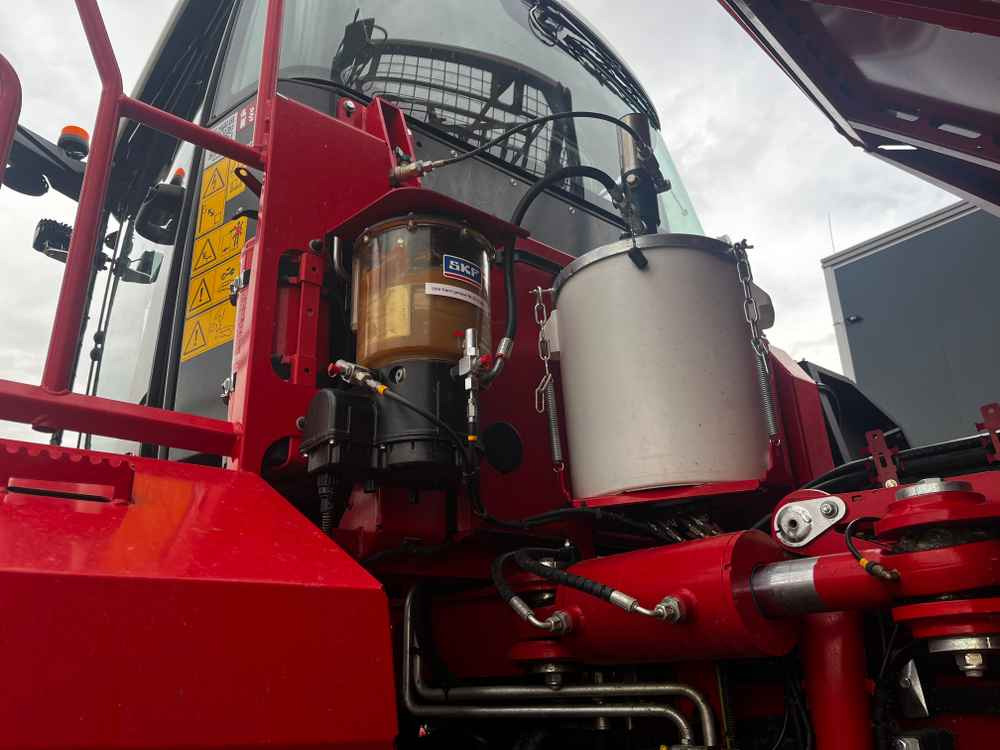 Grimme REXOR 6300 Platinum - Beet harvester: picture 2 Grimme REXOR 6300 Platinum - Beet harvester: picture 2