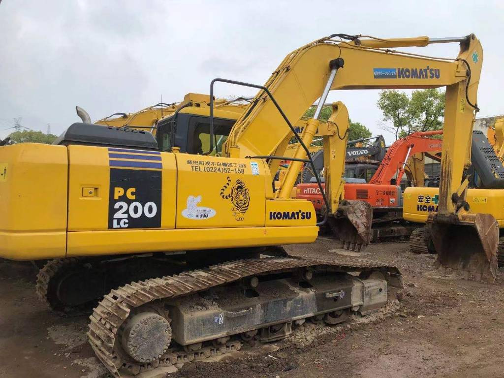 Komatsu PC200LC-7 - Crawler excavator: picture 1 Komatsu PC200LC-7 - Crawler excavator: picture 1