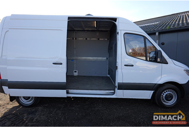 Mercedes-Benz Sprinter 315 CDI MB L2H2 sprinter - trekhaak - MBUX - automaat TOP!! - Panel van: picture 4 Mercedes-Benz Sprinter 315 CDI MB L2H2 sprinter - trekhaak - MBUX - automaat TOP!! - Panel van: picture 4