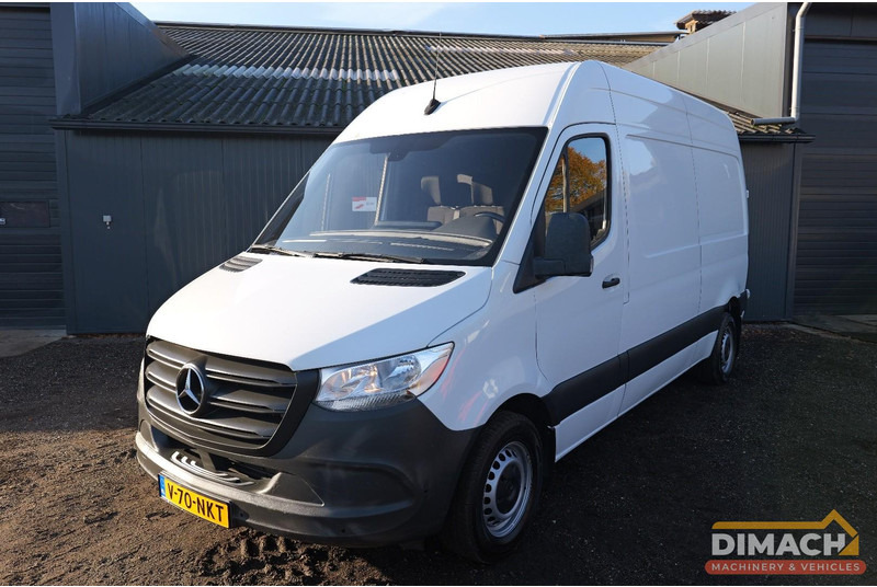 Mercedes-Benz Sprinter MB 315 CDI L2H2 sprinter - trekhaak - MBUX - automaat TOP!! - Panel van: picture 1 Mercedes-Benz Sprinter MB 315 CDI L2H2 sprinter - trekhaak - MBUX - automaat TOP!! - Panel van: picture 1