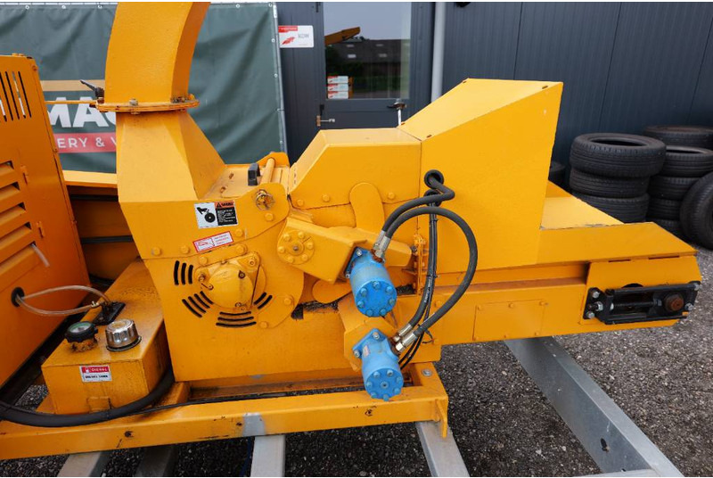 Shengmiao Hc6140 new wood chipper with trailer!! - Wood chipper: picture 5 Shengmiao Hc6140 new wood chipper with trailer!! - Wood chipper: picture 5