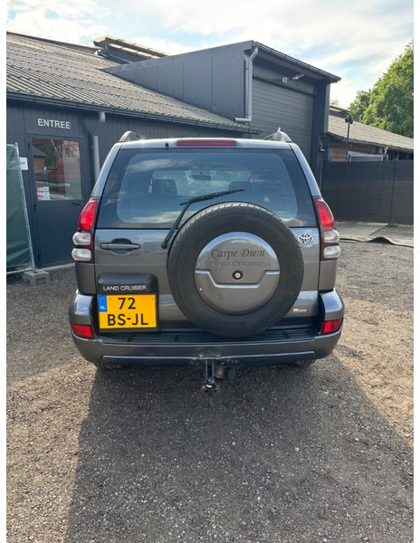 Toyota Land Cruiser 120 5 doors 3.0L D4-D Prado - Car: picture 4 Toyota Land Cruiser 120 5 doors 3.0L D4-D Prado - Car: picture 4