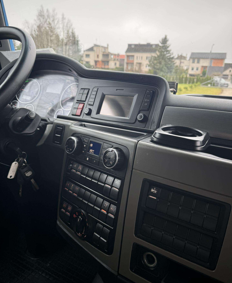 Autotransporter truck MAN TGX 26.420: picture 14