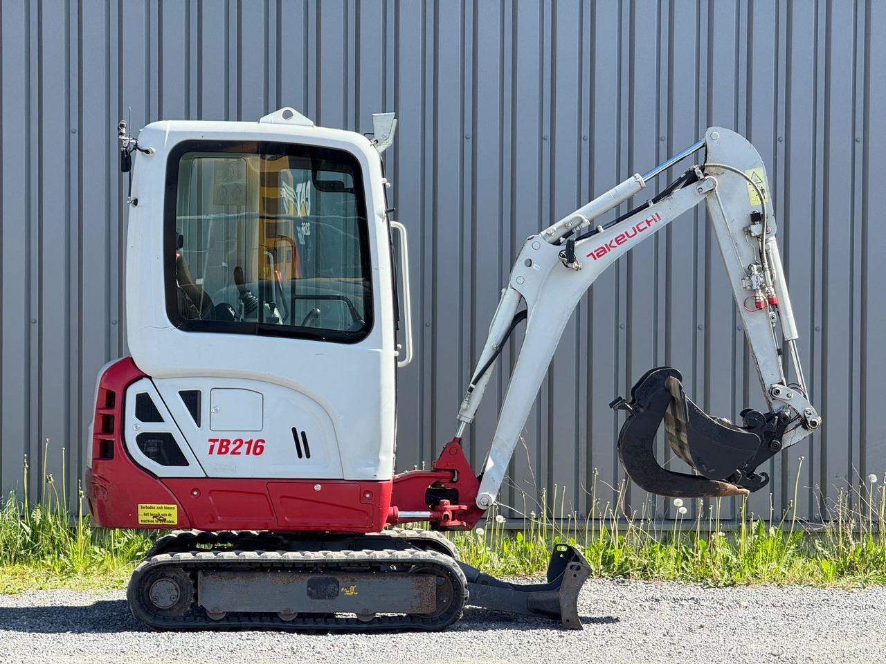 Takeuchi TB216 - Mini excavator: picture 1 Takeuchi TB216 - Mini excavator: picture 1