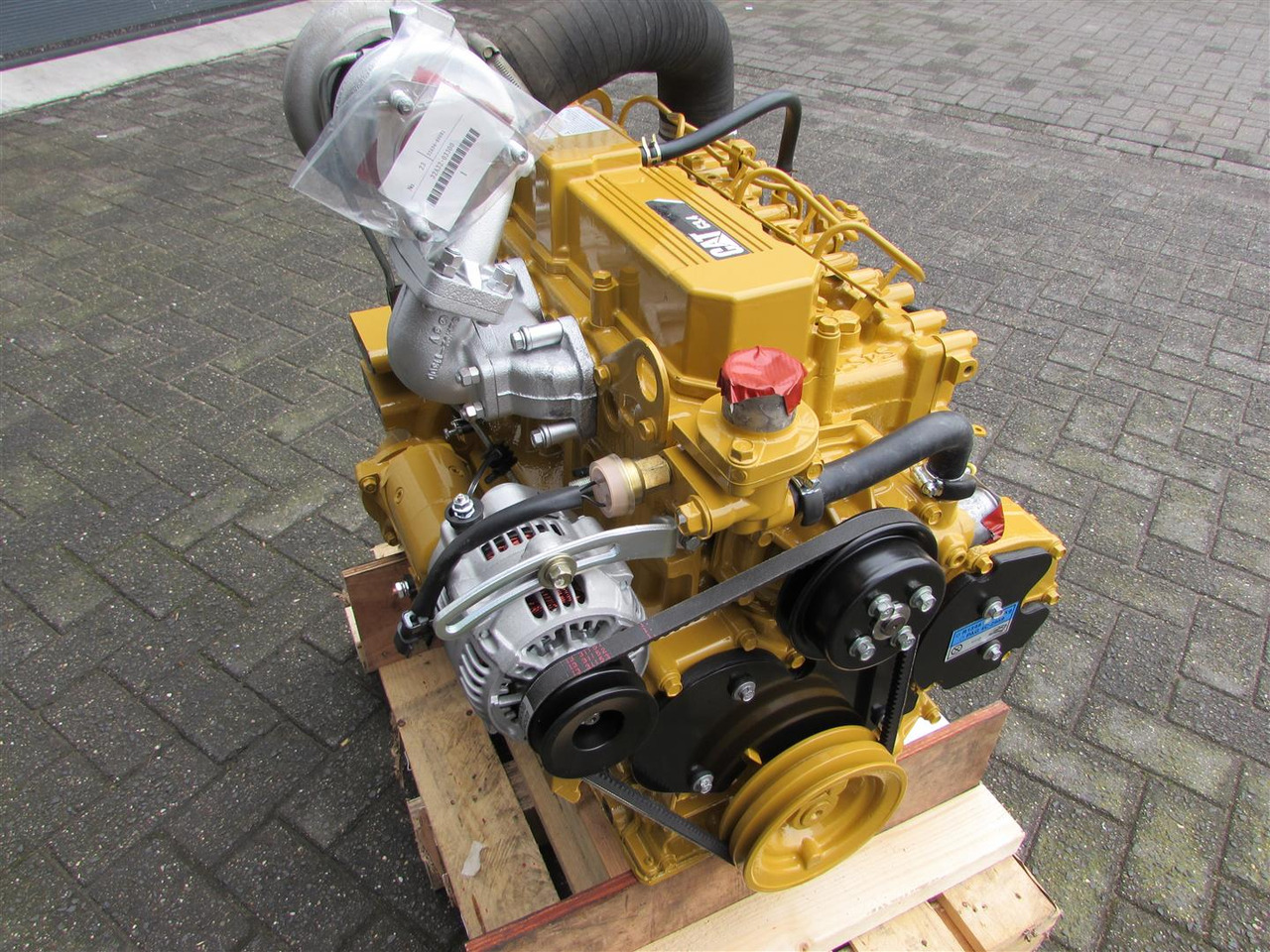 CATERPILLAR / MITSUBISHI RECON S4S-DT73CWL CAT C3.4 55kW-2500Rpm - Engine for Loader: picture 4 CATERPILLAR / MITSUBISHI RECON S4S-DT73CWL CAT C3.4 55kW-2500Rpm - Engine for Loader: picture 4