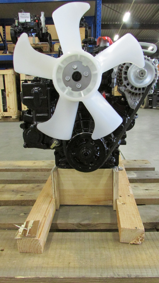 Mitsubishi New engine L3E-Z564SPH stage 5 + PTO - Engine for Excavator: picture 3 Mitsubishi New engine L3E-Z564SPH stage 5 + PTO - Engine for Excavator: picture 3