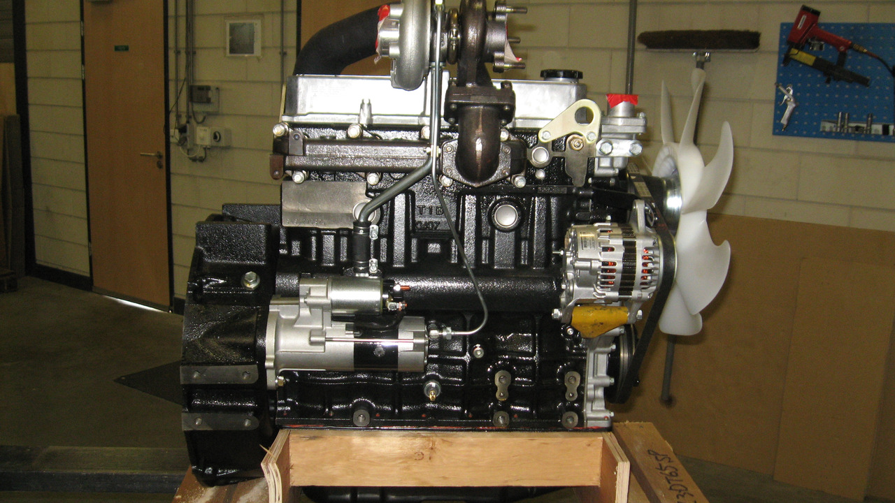 Mitsubishi S4S-Z3DT65SP 62 kW @ 2500 rpm - Engine for Loader: picture 1 Mitsubishi S4S-Z3DT65SP 62 kW @ 2500 rpm - Engine for Loader: picture 1