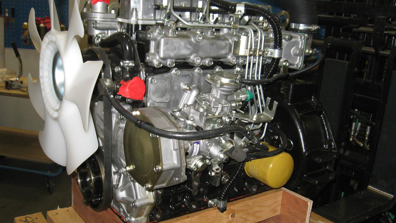 Mitsubishi S4S-Z3DT65SP 62 kW @ 2500 rpm - Engine for Loader: picture 3 Mitsubishi S4S-Z3DT65SP 62 kW @ 2500 rpm - Engine for Loader: picture 3