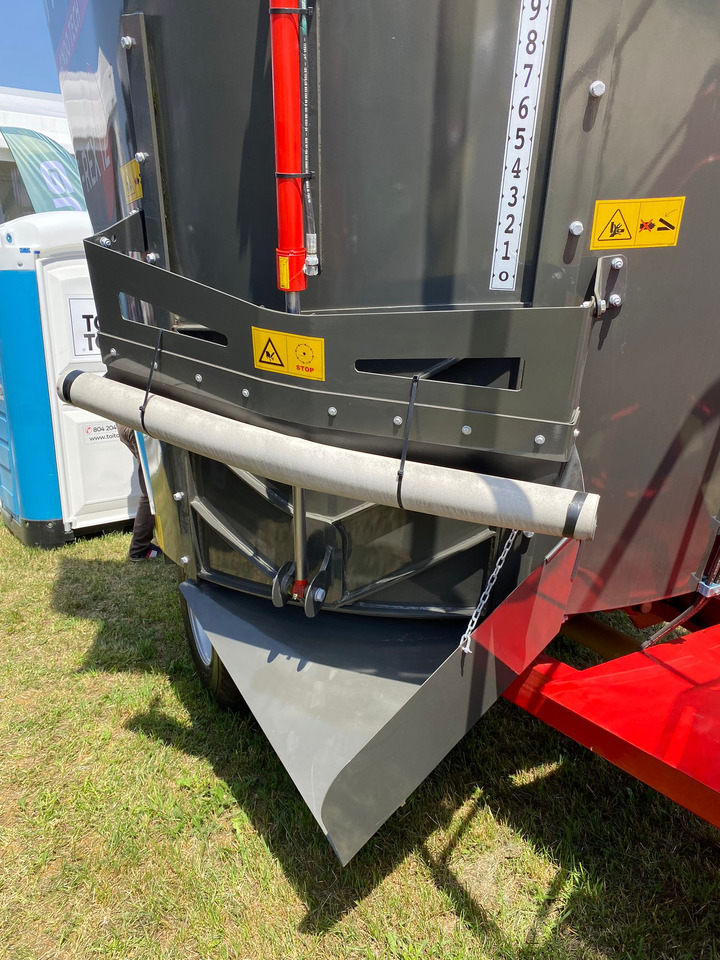 Ando Tech Futtermischwagen / Feed mixer / Melangeuse / Carro di alimentazione / Remolque alimentador / Кормораздатчик / Wóz paszowy T-REX 24 m3 on lease Ando Tech Futtermischwagen / Feed mixer / Melangeuse / Carro di alimentazione / Remolque alimentador / Кормораздатчик / Wóz paszowy T-REX 24 m3: picture 13 Ando Tech Futtermischwagen / Feed mixer / Melangeuse / Carro di alimentazione / Remolque alimentador / Кормораздатчик / Wóz paszowy T-REX 24 m3 on lease Ando Tech Futtermischwagen / Feed mixer / Melangeuse / Carro di alimentazione / Remolque alimentador / Кормораздатчик / Wóz paszowy T-REX 24 m3: picture 13