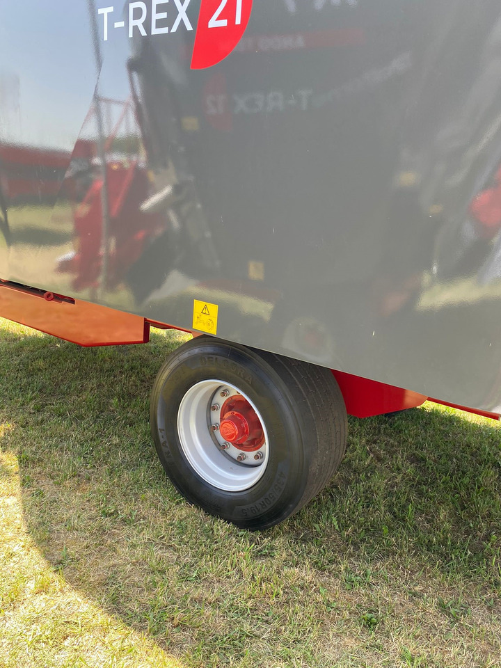 Ando Tech Futtermischwagen / Feed mixer / Melangeuse / Carro di alimentazione / Remolque alimentador / Кормораздатчик / Wóz paszowy T-REX 24 m3 on lease Ando Tech Futtermischwagen / Feed mixer / Melangeuse / Carro di alimentazione / Remolque alimentador / Кормораздатчик / Wóz paszowy T-REX 24 m3: picture 9 Ando Tech Futtermischwagen / Feed mixer / Melangeuse / Carro di alimentazione / Remolque alimentador / Кормораздатчик / Wóz paszowy T-REX 24 m3 on lease Ando Tech Futtermischwagen / Feed mixer / Melangeuse / Carro di alimentazione / Remolque alimentador / Кормораздатчик / Wóz paszowy T-REX 24 m3: picture 9
