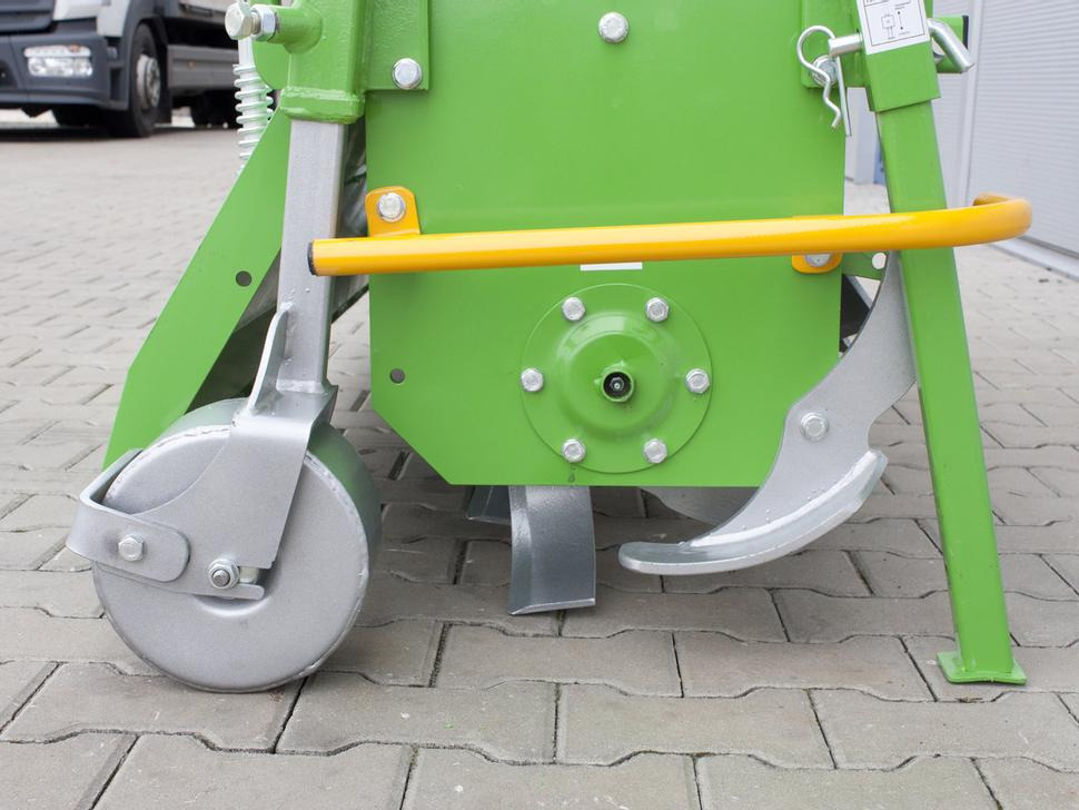 Bomet Bodenfräsen / Rotary tiller / Rotavator / Vangatrice / Rastrillo / Культиватор / Glebogryzarka 2 m on lease Bomet Bodenfräsen / Rotary tiller / Rotavator / Vangatrice / Rastrillo / Культиватор / Glebogryzarka 2 m: picture 8