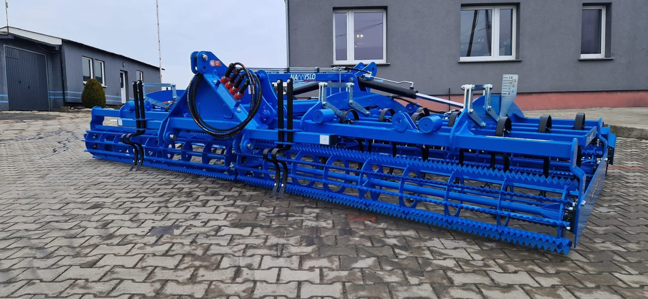 New Cultivator Namyslo Saatbettbereitung / Seedbed preparation / Combiné de préparation / Sembradora / Посевной агрегат / Agregat uprawowy 5 m: picture 21