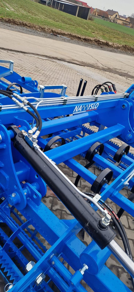 New Cultivator Namyslo Saatbettbereitung / Seedbed preparation / Combiné de préparation / Sembradora / Посевной агрегат / Agregat uprawowy 5 m: picture 13