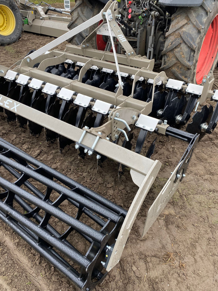 New Disc harrow ROLEX Scheibenegge / Discs harrow / Dechaumeur à disques / Erpice a dischi / Grada de discos / Дисковая борона / Brona talerzowa 3 m: picture 10 New Disc harrow ROLEX Scheibenegge / Discs harrow / Dechaumeur à disques / Erpice a dischi / Grada de discos / Дисковая борона / Brona talerzowa 3 m: picture 10