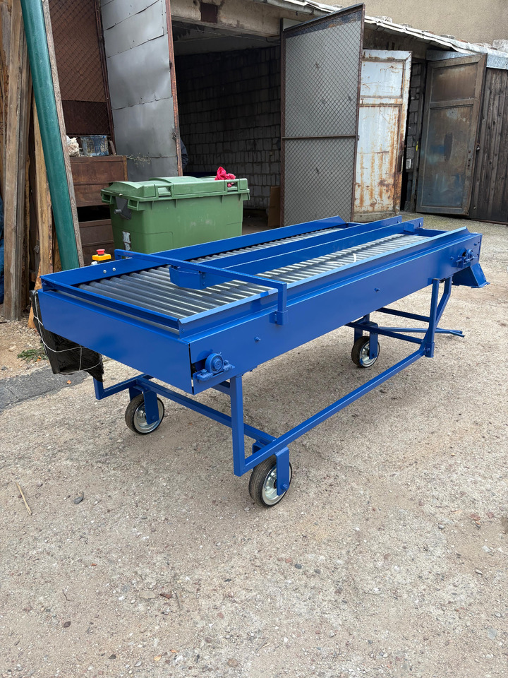 ROLMET Rollenverlesetisch / Sorting table / Table de tri / Tavolo selettivo / Cambiador / Сортировочный стол / Stół przebierczy SP2 - Potato equipment: picture 2 ROLMET Rollenverlesetisch / Sorting table / Table de tri / Tavolo selettivo / Cambiador / Сортировочный стол / Stół przebierczy SP2 - Potato equipment: picture 2