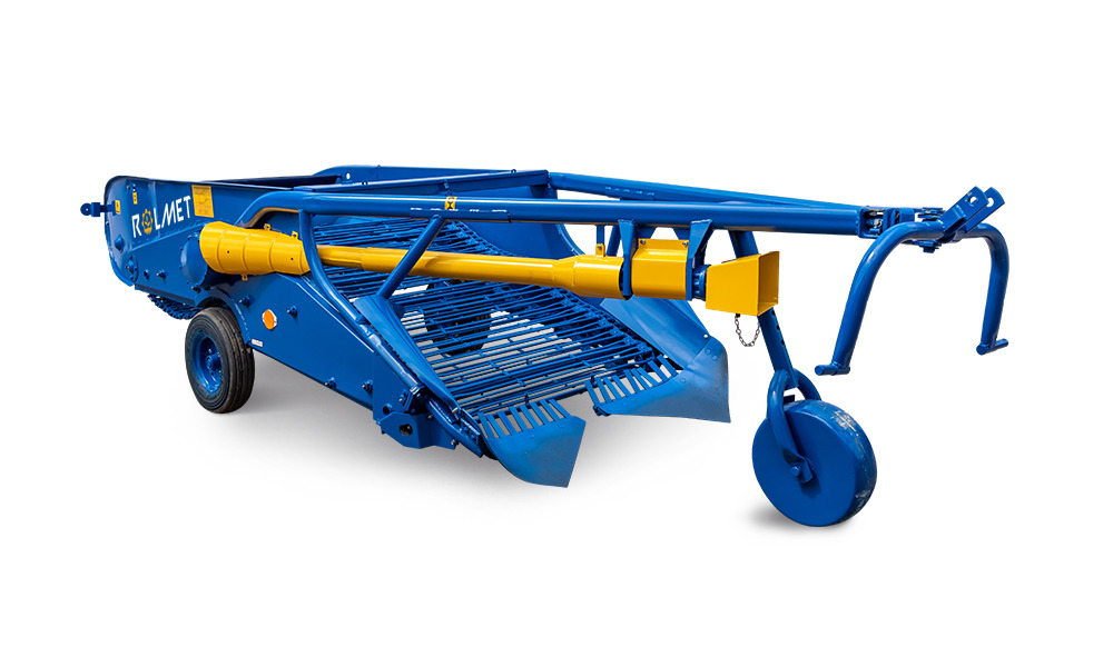 ROLMET Siebkettenroder / Potato digger / Arracheuse de pomme de terre / Scavapatate / 2-рядная картофелекопалка / Kopaczka do ziemniaków - Potato harvester: picture 1 ROLMET Siebkettenroder / Potato digger / Arracheuse de pomme de terre / Scavapatate / 2-рядная картофелекопалка / Kopaczka do ziemniaków - Potato harvester: picture 1
