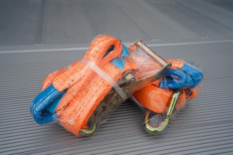 Autotransporter trailer Fitzel EURO-TRANS 35-21/48 X PROFI-ED. // Handseilwinde: picture 13 Autotransporter trailer Fitzel EURO-TRANS 35-21/48 X PROFI-ED. // Handseilwinde: picture 13