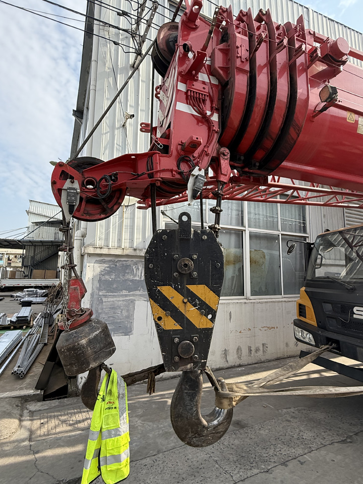 Mobile crane SANY STC800E5 2021 Model Perfect Condition: picture 6