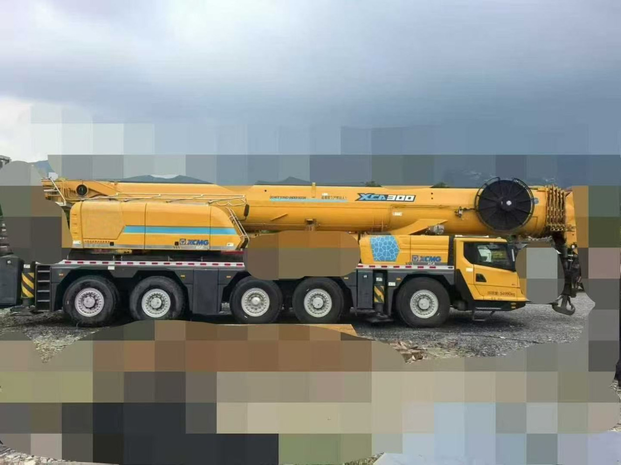 XCMG XCA220 - All terrain crane: picture 2 XCMG XCA220 - All terrain crane: picture 2