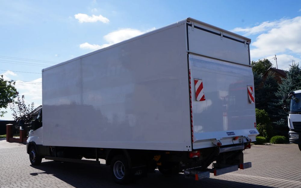 Iveco DAILY 72c18 Automat HI-MATIC Kontener 6 m 74 tys km STAN NOWY - Box truck: picture 4 Iveco DAILY 72c18 Automat HI-MATIC Kontener 6 m 74 tys km STAN NOWY - Box truck: picture 4