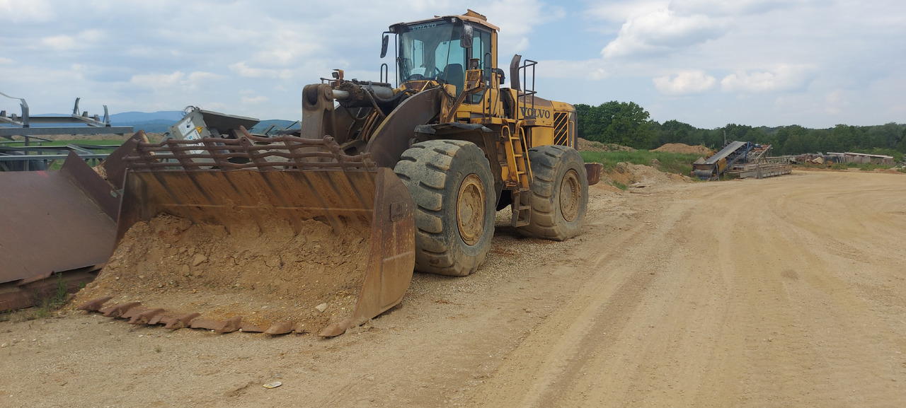 VOLVO L350F - Wheel loader: picture 2 VOLVO L350F - Wheel loader: picture 2