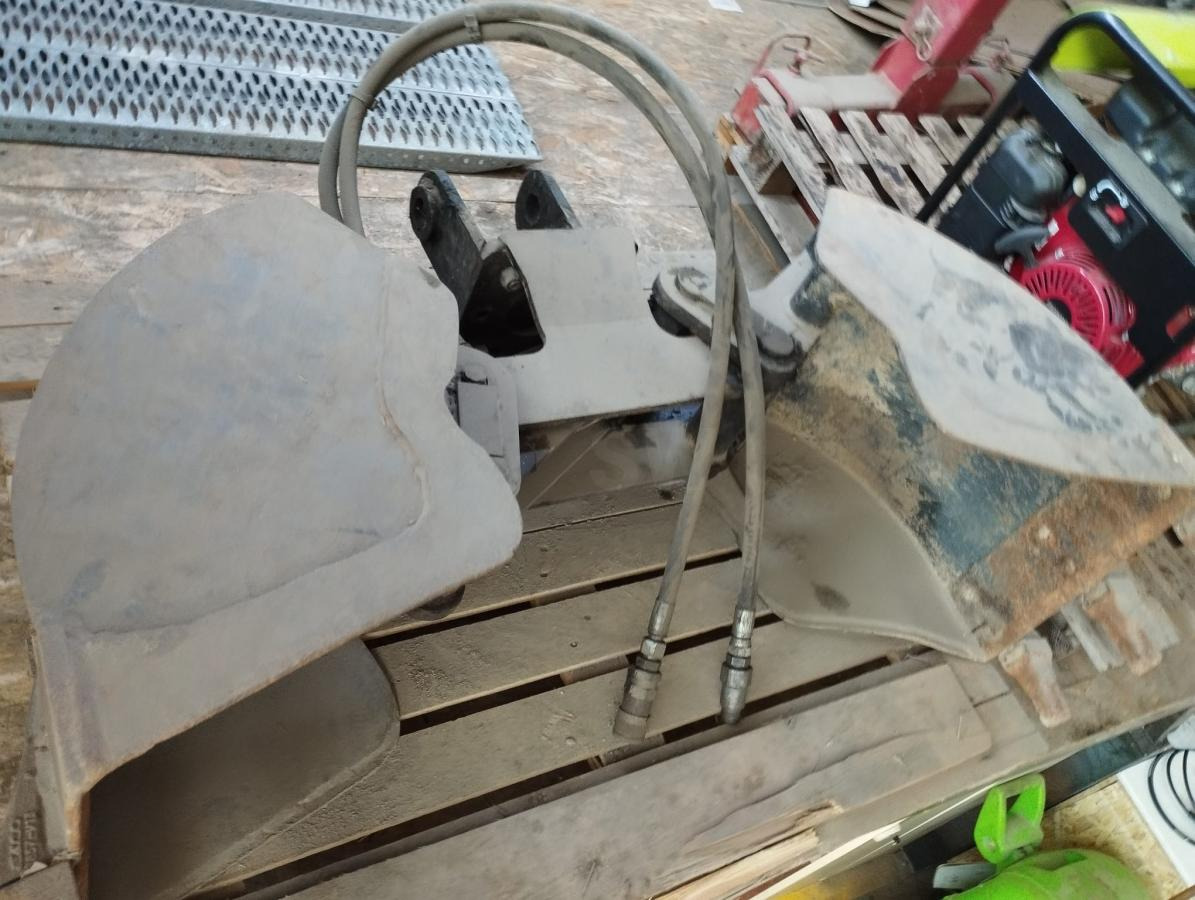 Benne preneuse PRIX NET DE TVA Benne preneuse - Clamshell bucket: picture 1 Benne preneuse PRIX NET DE TVA Benne preneuse - Clamshell bucket: picture 1