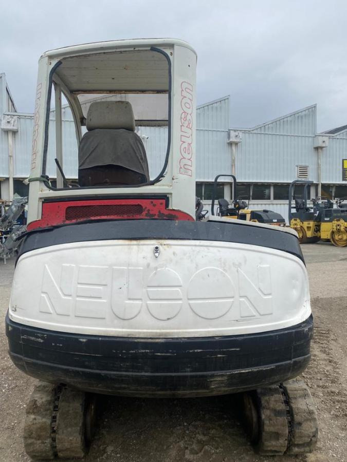Mini excavator Mini-pelle NEUSON 3402 RD 3T1: picture 8