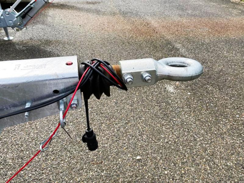 New Plant trailer Moiroud TR3500 3 ESSIEUX 3T5 NEUVE MOIROUD NOIRE LARGE: picture 8 New Plant trailer Moiroud TR3500 3 ESSIEUX 3T5 NEUVE MOIROUD NOIRE LARGE: picture 8