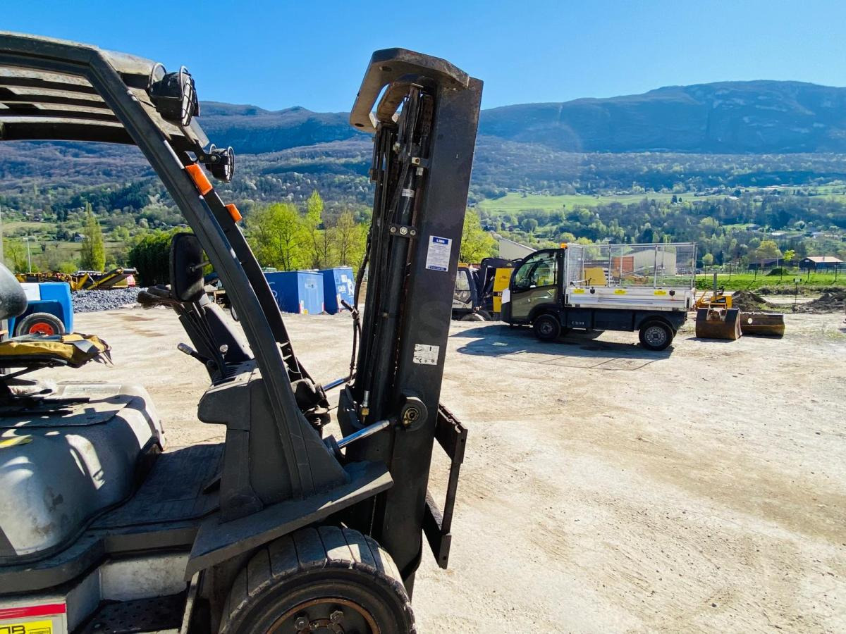 Diesel forklift NISSAN FGD02A30Q Chariot élévateur: picture 8