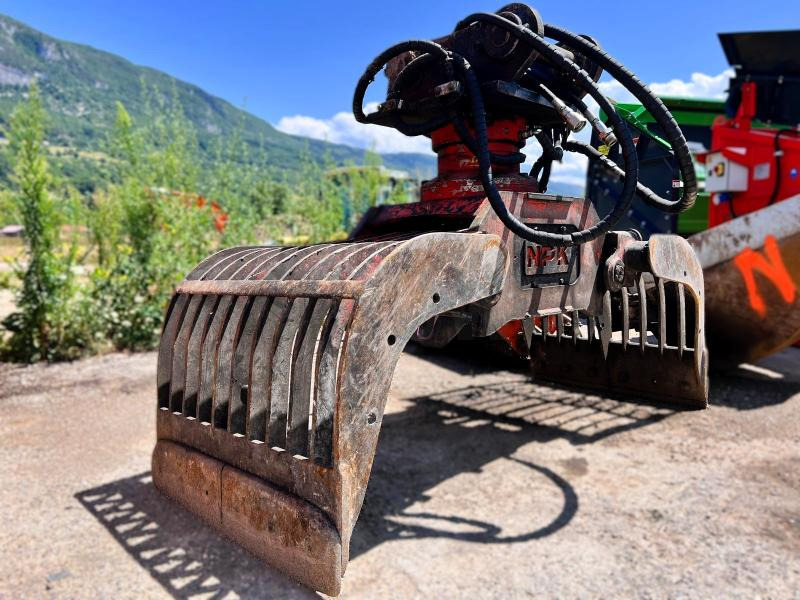 NPK DG-14 Pince de tri pour pelle de 8 à 15T - Grapple for Construction machinery: picture 3 NPK DG-14 Pince de tri pour pelle de 8 à 15T - Grapple for Construction machinery: picture 3