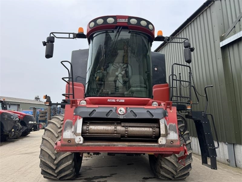 Case IH Axial Flow Case Axial Flow AFX 8010 c/w 30ft - Harvester attachment: picture 5 Case IH Axial Flow Case Axial Flow AFX 8010 c/w 30ft - Harvester attachment: picture 5