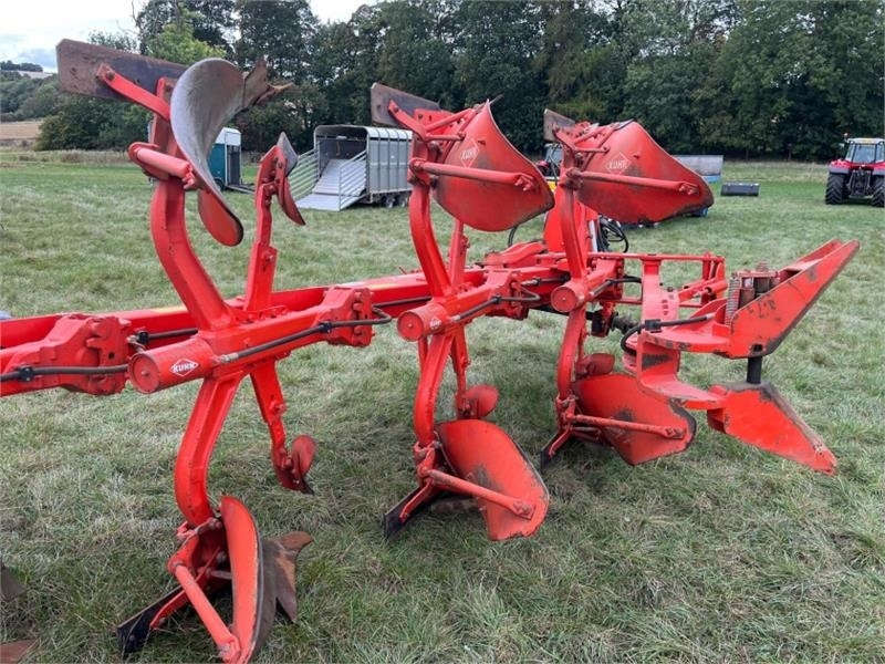 Kuhn Multi-Master 153 6 Furrow Plough - Plow: picture 5 Kuhn Multi-Master 153 6 Furrow Plough - Plow: picture 5