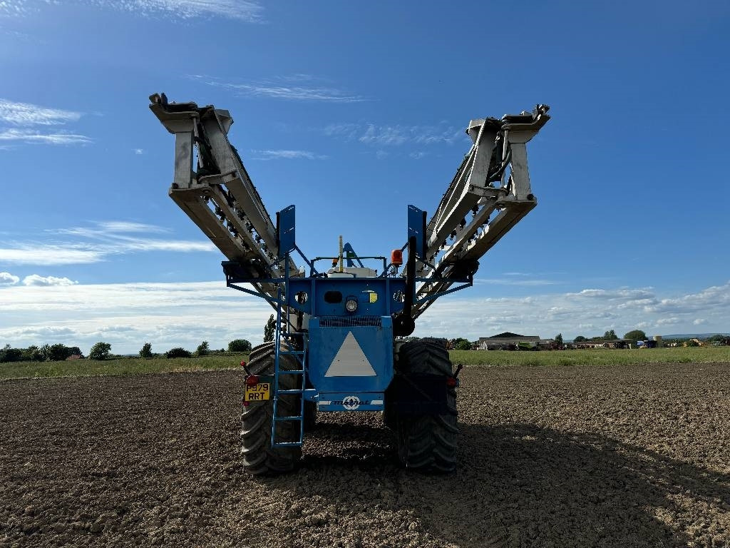 Matrot M44D 36m Self Propelled Sprayer - Self-propelled sprayer: picture 5 Matrot M44D 36m Self Propelled Sprayer - Self-propelled sprayer: picture 5
