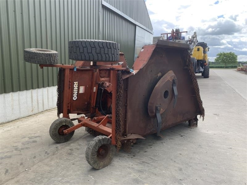 Rihno Rhino SE15-4 Batwing Topper - Flail mower/ Mulcher: picture 2 Rihno Rhino SE15-4 Batwing Topper - Flail mower/ Mulcher: picture 2