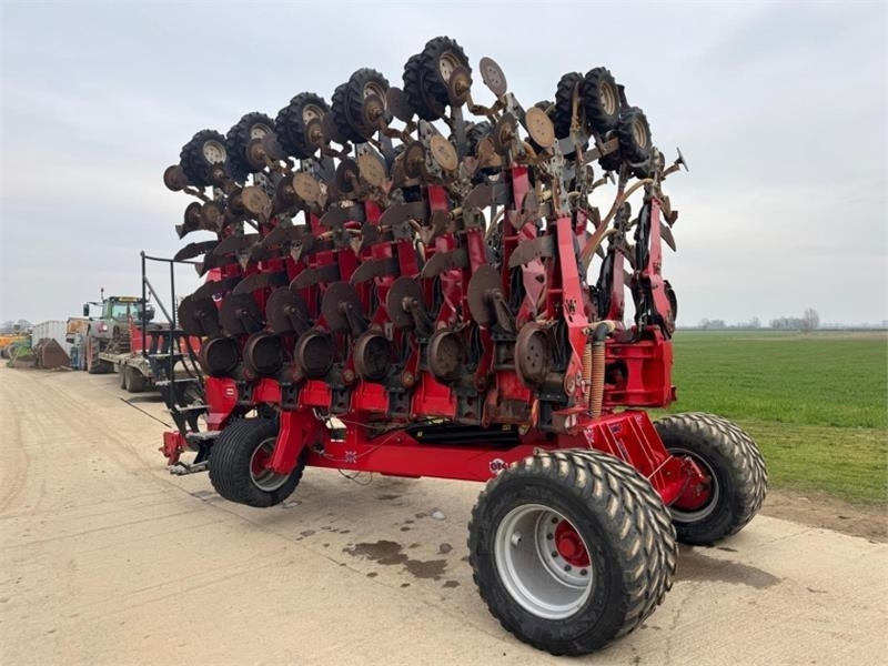 Sumo 8m DTS Direct Drill - Combine seed drill: picture 2 Sumo 8m DTS Direct Drill - Combine seed drill: picture 2