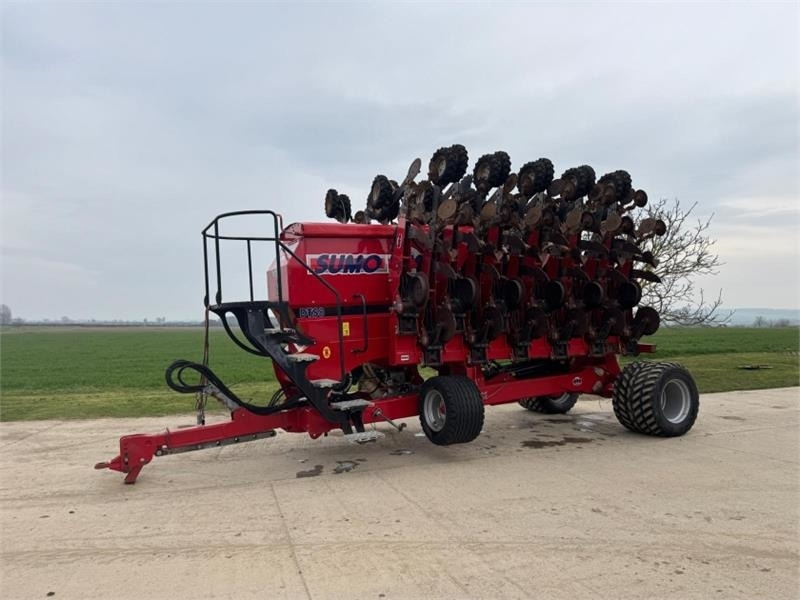Sumo 8m DTS Direct Drill - Combine seed drill: picture 1 Sumo 8m DTS Direct Drill - Combine seed drill: picture 1