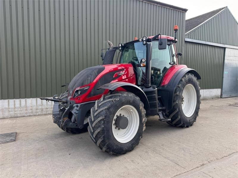 Valtra T194 Versu **50k Transmission** - Farm tractor: picture 1 Valtra T194 Versu **50k Transmission** - Farm tractor: picture 1