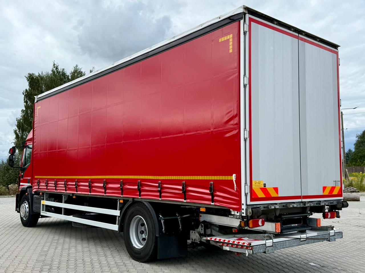 IVECO EUROCARGO 180-280 / FIRANKA / WINDA / 20 PALET / 80 TYŚ KM / 2023 ROK / 9 223 KG ŁADOWNOŚ - Curtainsider truck: picture 3 IVECO EUROCARGO 180-280 / FIRANKA / WINDA / 20 PALET / 80 TYŚ KM / 2023 ROK / 9 223 KG ŁADOWNOŚ - Curtainsider truck: picture 3
