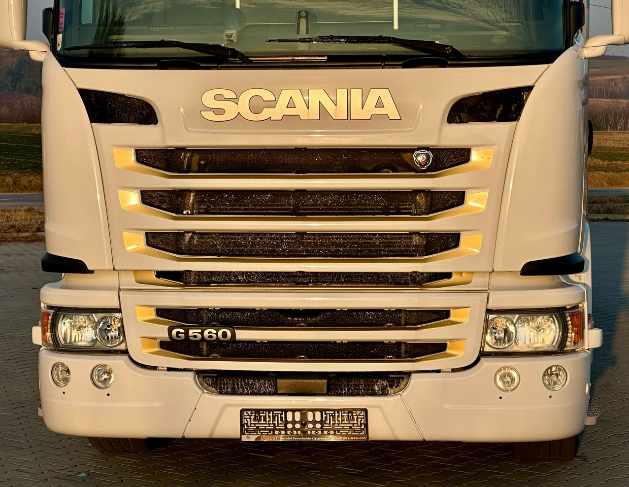 Isothermal truck SCANIA G360 / IZOTERMA / 6.8 M DŁUGOŚCI / AUTOMAT / CAŁA NA PODUSZKACH / KLIMA POSTOJOWA / ELEKTRYCZNA ROLETA TYŁ / SYPIALKA: picture 10