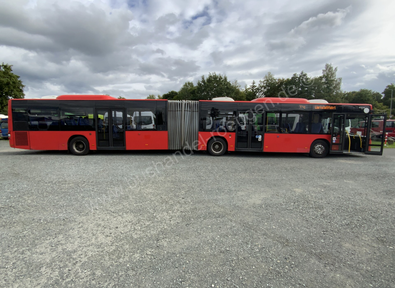 MAN A 23 Lions City - Articulated bus: picture 5 MAN A 23 Lions City - Articulated bus: picture 5