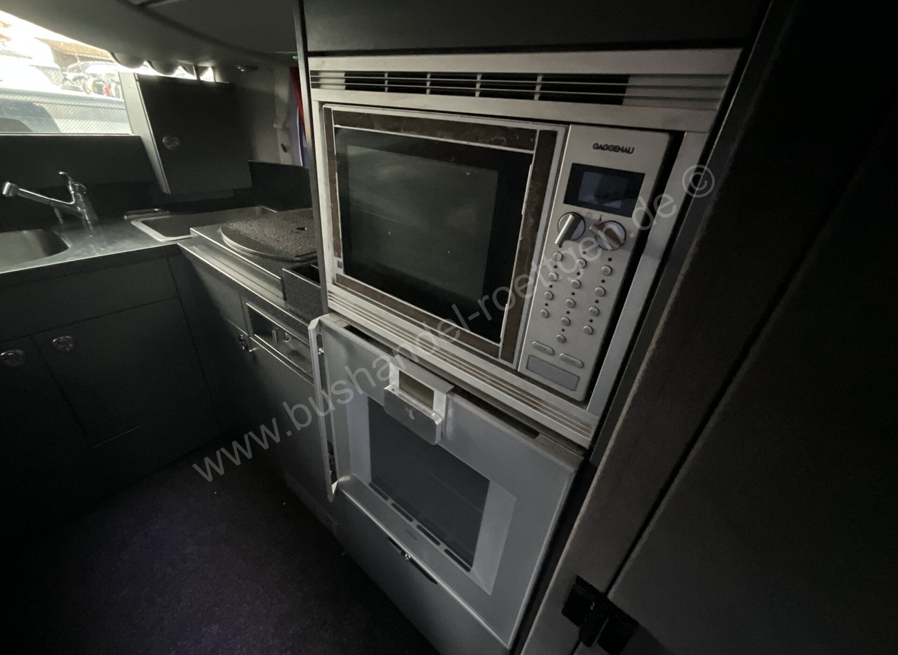 Coach MAN R08 Lion´s Coach: picture 20