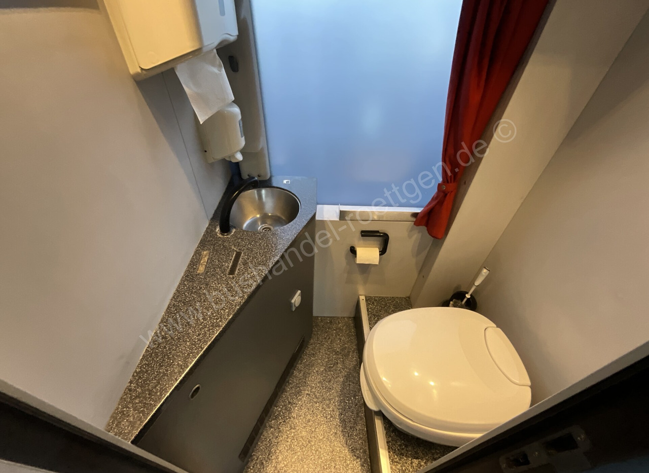 Coach MAN R08 Lion´s Coach: picture 19