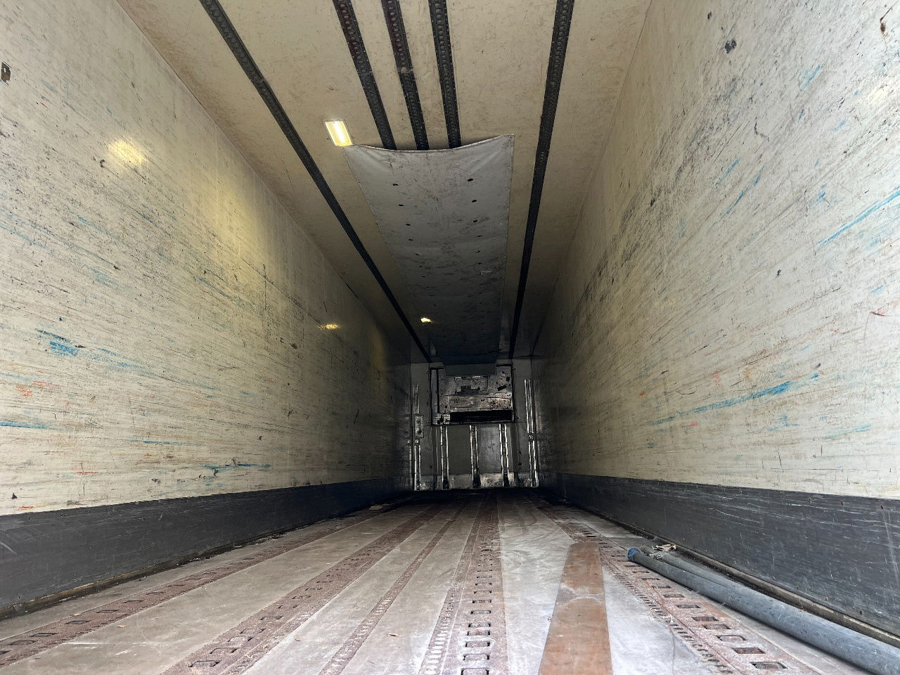 HTF Thermoking SL200-E, BPW - Refrigerator semi-trailer: picture 5 HTF Thermoking SL200-E, BPW - Refrigerator semi-trailer: picture 5
