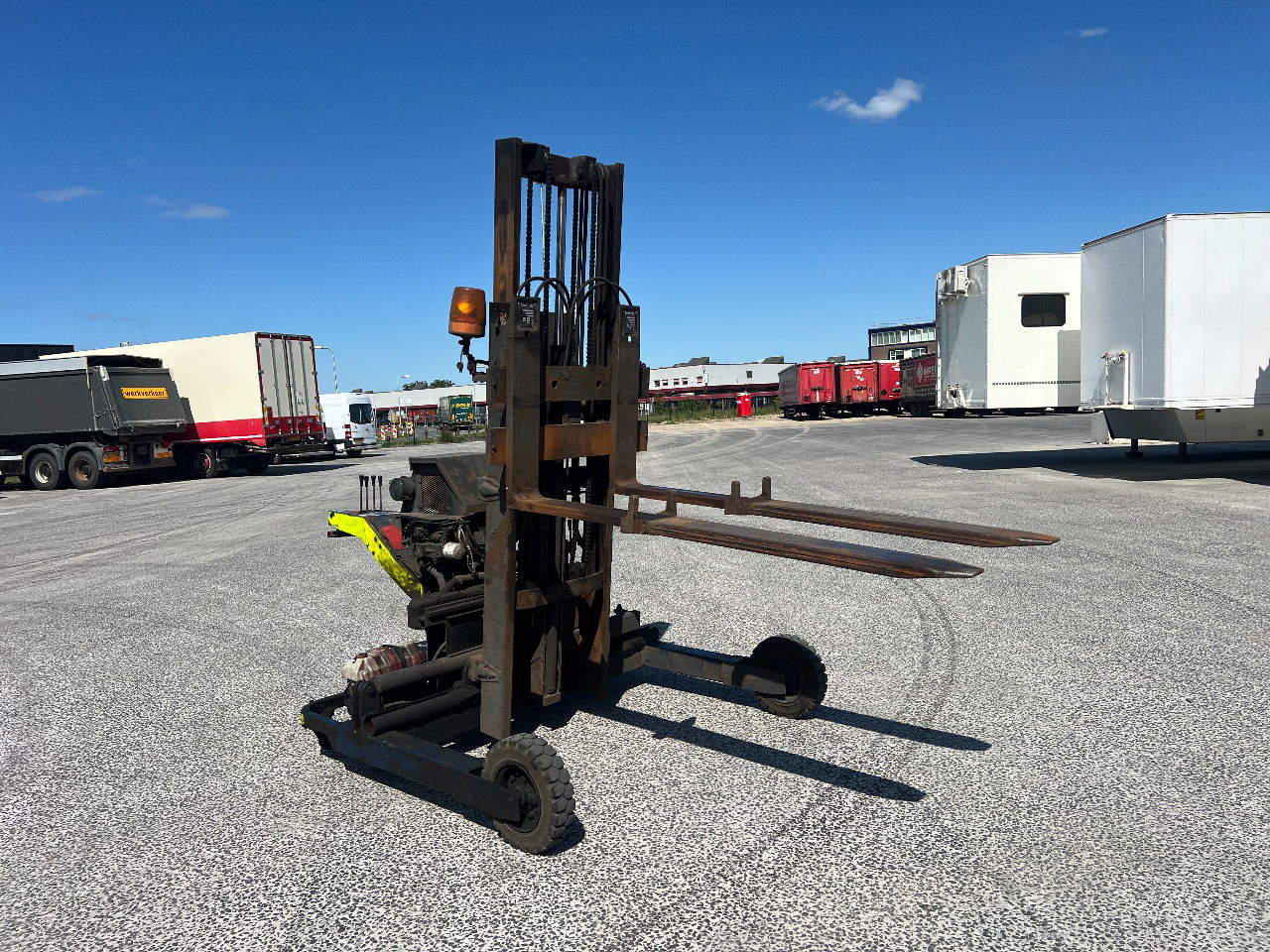 Kooiaap RE4-50-8 meeneemheftruck RE4-50 - Truck mounted forklift: picture 1 Kooiaap RE4-50-8 meeneemheftruck RE4-50 - Truck mounted forklift: picture 1