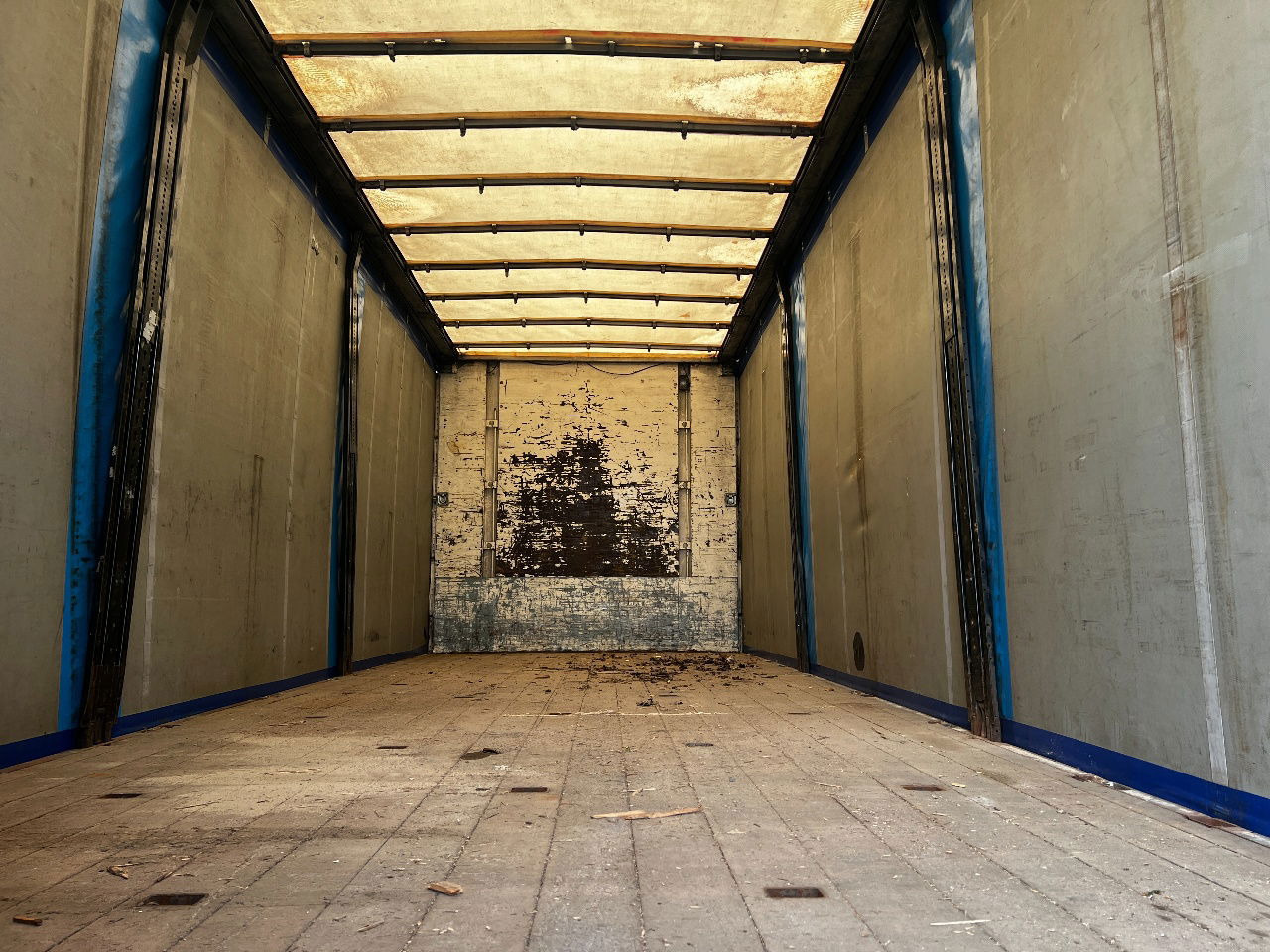 MAN TGS 26.400 6x2, Euro 5 - Curtainsider truck: picture 5 MAN TGS 26.400 6x2, Euro 5 - Curtainsider truck: picture 5