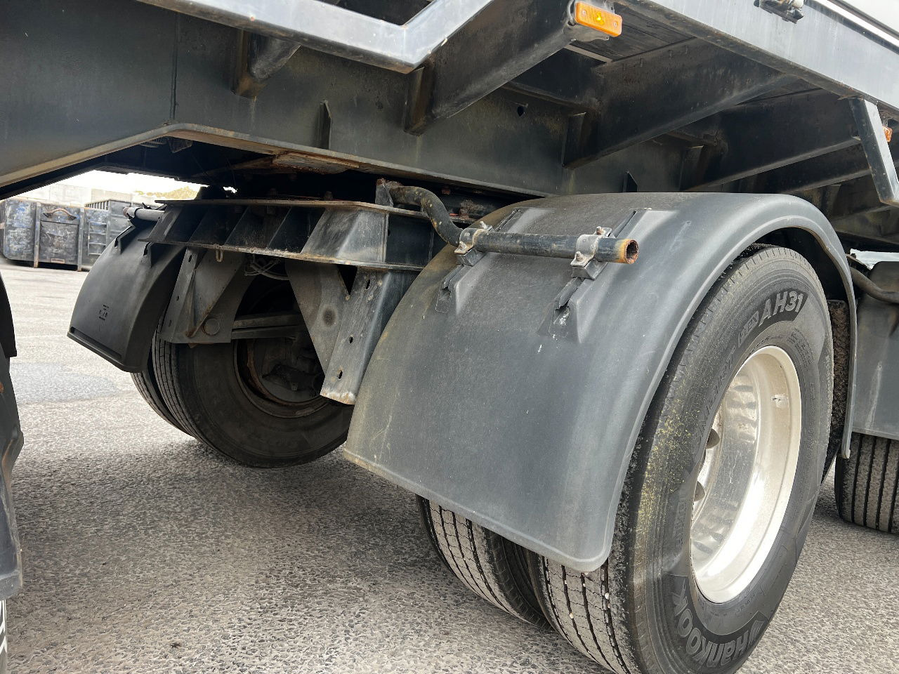 Pacton Stenenoplegger met Kennis 14.000 Kraan, Crane - Dropside/ Flatbed semi-trailer: picture 5 Pacton Stenenoplegger met Kennis 14.000 Kraan, Crane - Dropside/ Flatbed semi-trailer: picture 5
